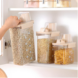 Plastic Food Container L